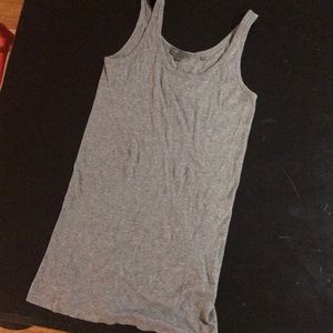 Vince long gray ribbed tank, size large
